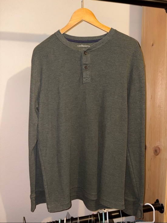 G.H. Bass & Co. Other - G.H. Bass & Co. Men's Olive Green Long-Sleeve Henley Top